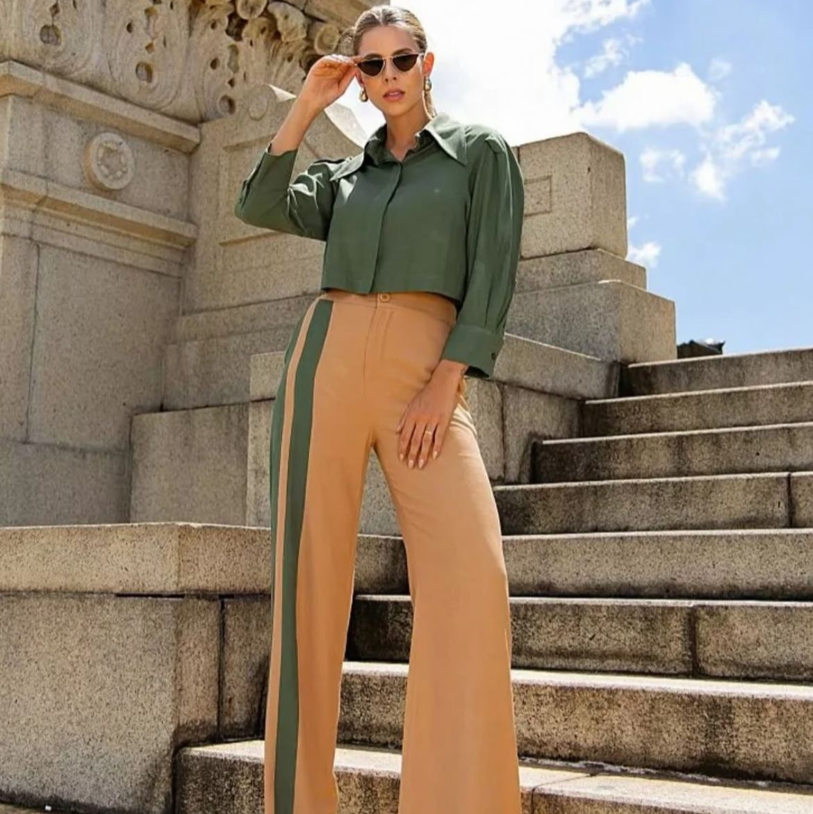 Calça com Lista Lateral